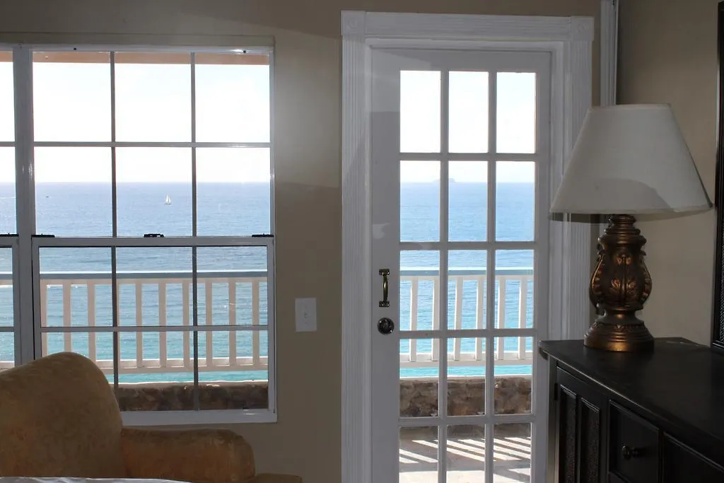 Paradise Cove Ocean Front Villas And Suites Nazareth