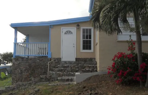 Paradise Cove Ocean Front Villas And Suites Nazareth 3*,
