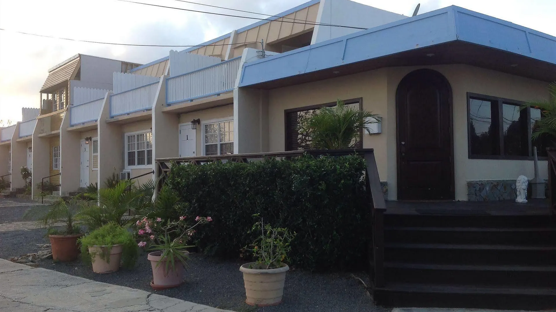 Paradise Cove Ocean Front Villas And Suites Nazareth 3*,